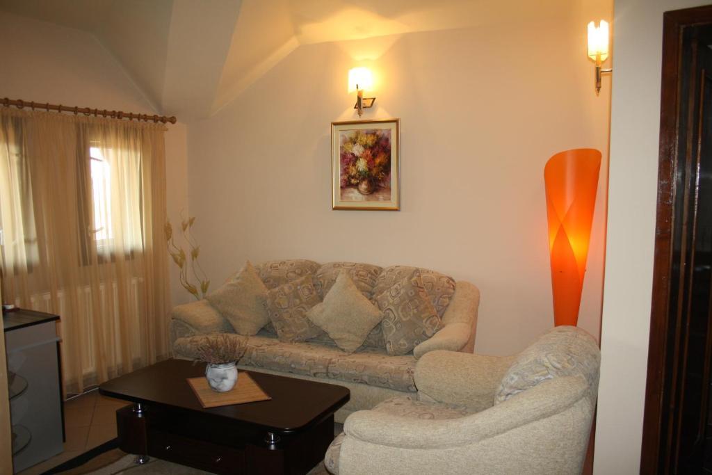Family Hotel Maraya Arbanasi Oda fotoğraf