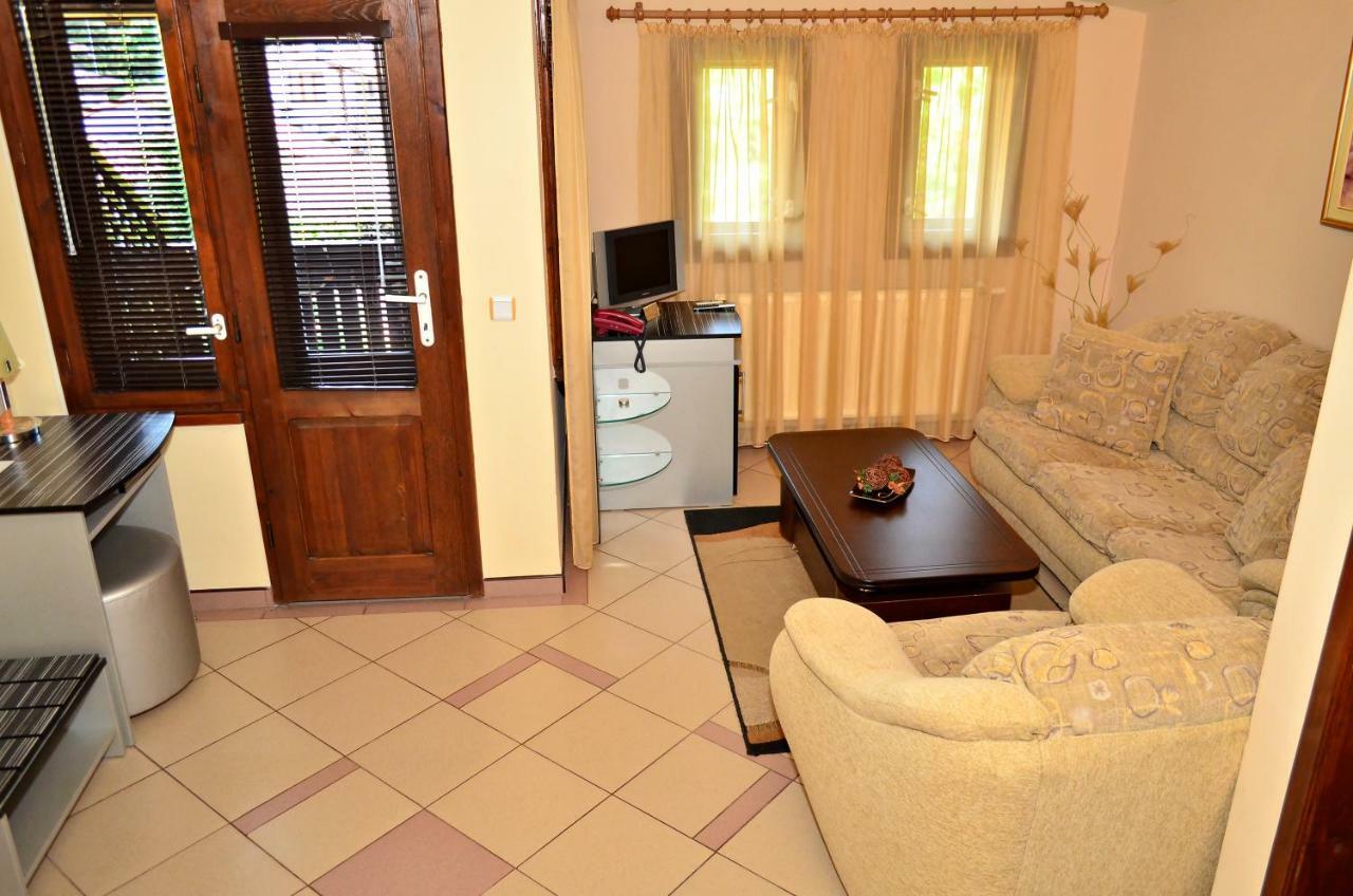 Family Hotel Maraya Arbanasi Dış mekan fotoğraf